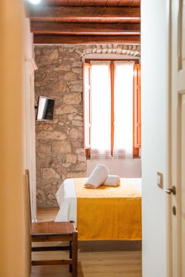 Hotel S’ammentu house à Bosa Extérieur photo
