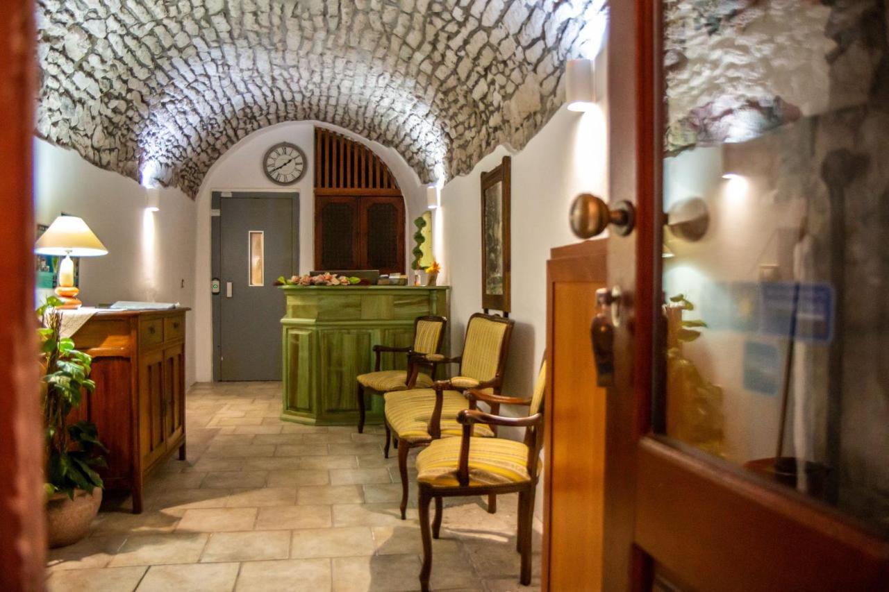 Hotel S’ammentu house à Bosa Extérieur photo
