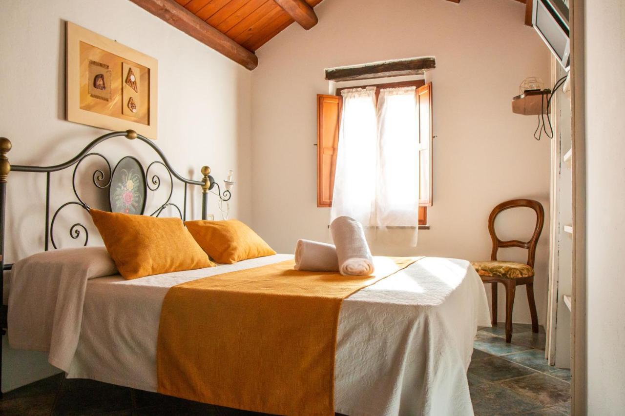 Hotel S’ammentu house à Bosa Extérieur photo